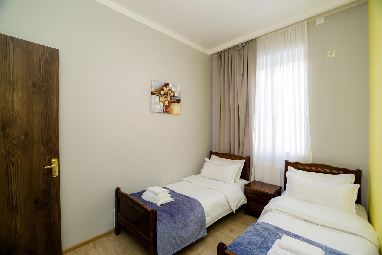 Big Family Guest House Tiflis Exterior foto